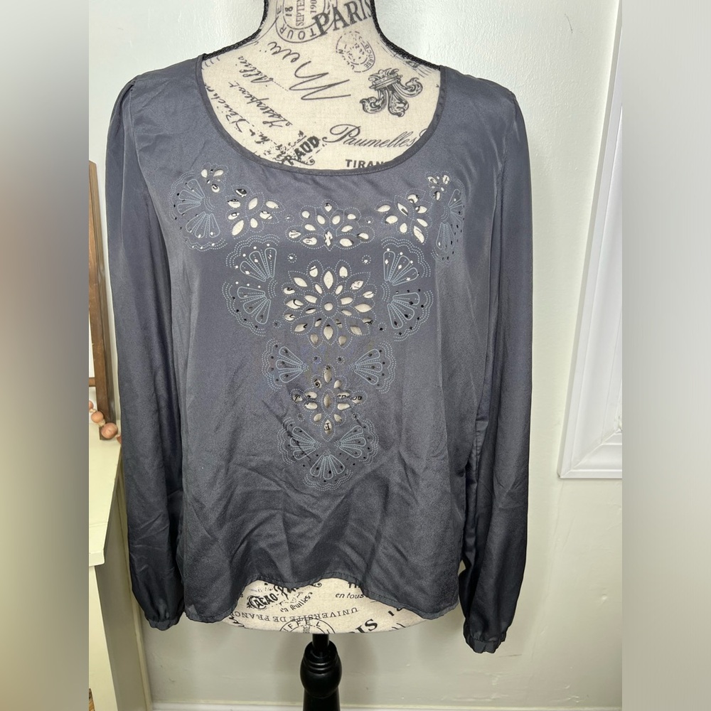 Xhilaration Charcoal Long Sleeve Top